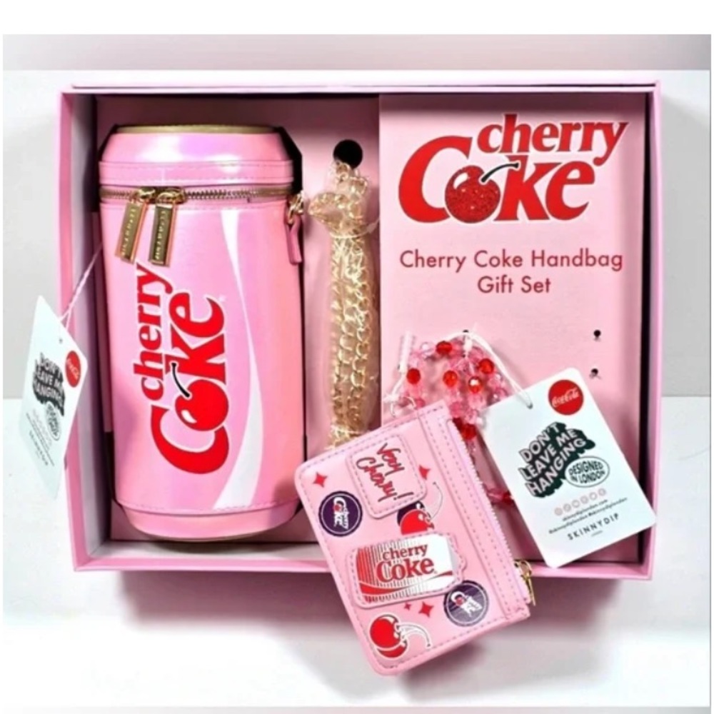 SKINNY DIP LONDON Cherry Coke Handbag Gift Set NEW